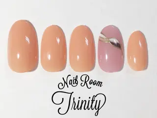 ネイル Trinity staffのネイルデザイン