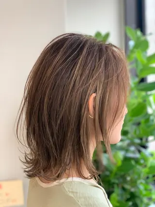 ミディアム カラー she2.shinjuku所属・takumi Hのヘアスタイル