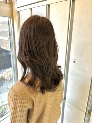 ミディアム Iris by artina 武蔵小杉店【イリス バイ アルティナ】所属・🎼レイヤー/顔周り カット/nene♬のヘアスタイル