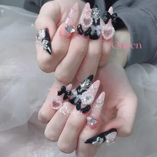 ネイル Queens 榊 まおのネイルデザイン