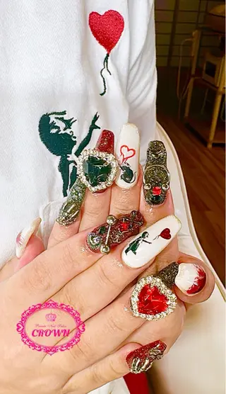 ネイル CROWN プライベートサロンのネイルデザイン