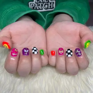 ネイル Nail&eye Belire 新宿のネイルデザイン