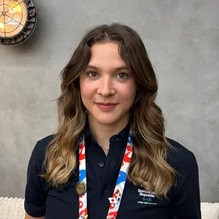 ロング BELO OSAKA マオのヘアスタイル