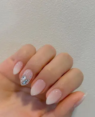 ネイル RAFFINE haru🦋🩵のネイルデザイン