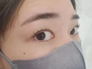 マツエク・マツパ アイブロウ Crescent Eye Yuiのマツエク・マツパデザイン