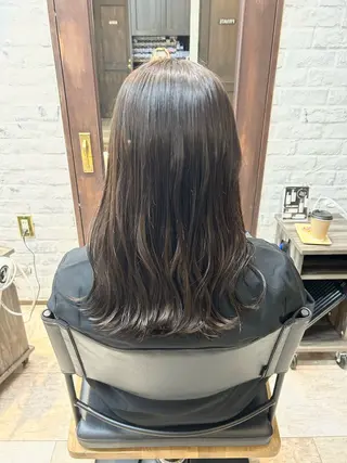 ロング カラー 林 美佑のヘアスタイル