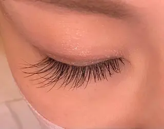 マツエク・マツパ cache 中央駅西口所属・cache/ ふたがわのマツエク・マツパデザイン