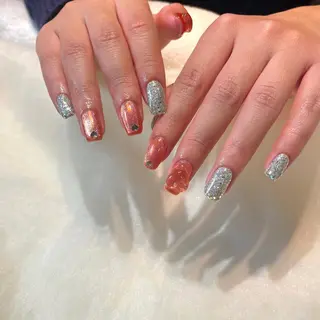 ネイル 新井 ひなののネイルデザイン