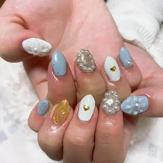 ネイル The Best Beauty受付担当のヘアスタイル