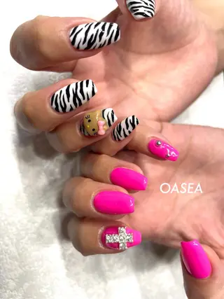 ネイル 🌞💜 KAORI 🌴のネイルデザイン