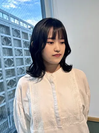 ミディアム カラー ブリーチなし/レイヤ ー特化🌈Tommyのヘアスタイル