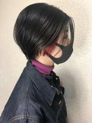 ショート カラー Sola by  little所属・クボキ サヤのヘアスタイル