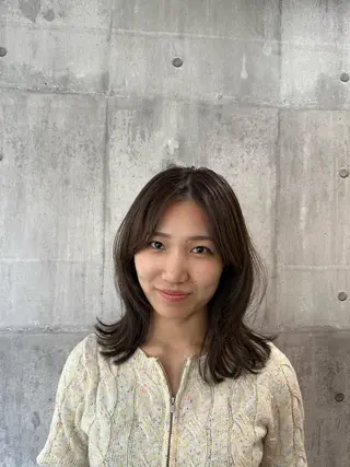 セミロング カラー ヘアアレンジ enrichミヤモト ヒロヤのヘアスタイル