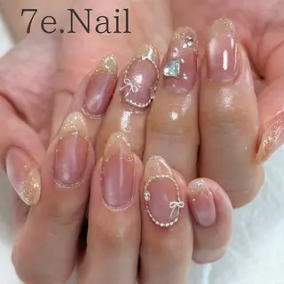 ネイル 7e. Nailのネイルデザイン