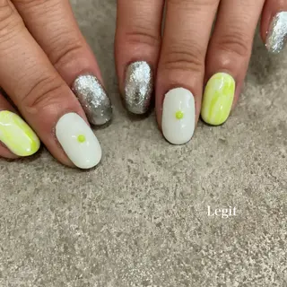 ネイル Legit nail salonのネイルデザイン