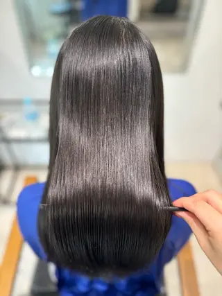 ロング Matilda所属・Mo Moのヘアスタイル