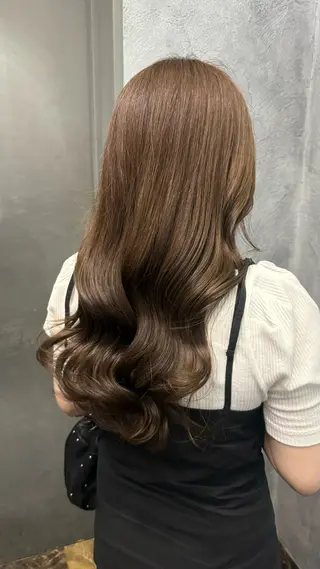 ロング Graphy  札幌所属・🐺ﾅｶﾑﾗ ﾓﾓｶのヘアスタイル