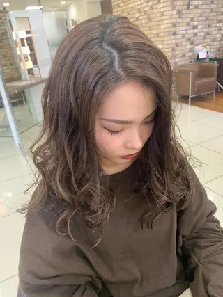 セミロング ママ美容師まつげ 🤍まき🤍のマツエク・マツパデザイン