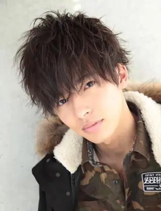 メンズ Loy所属・メンズヘア特化 パーマ 縮毛矯正🔷のヘアスタイル