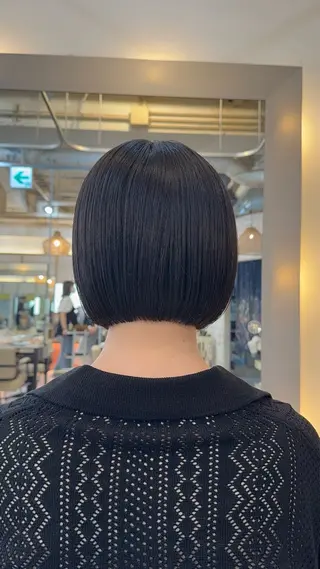 ショート ボブ、レイヤー、 ハイトーン、古淵のヘアスタイル