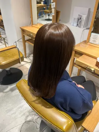 セミロング 和泉田 真白のヘアスタイル
