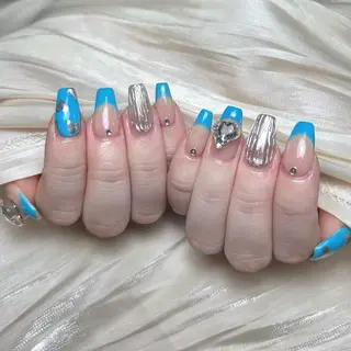 ネイル Maggie Nail🦩のネイルデザイン