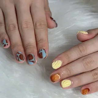 ネイル LAVISH nanamiのネイルデザイン