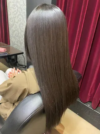 ロング 萩原 あんのヘアスタイル