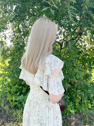 ミディアム カラー インク 美容院のヘアスタイル