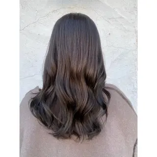 セミロング カラー パーマ 【透明感カラー✖️ 髪質改善】カナ🌸のヘアスタイル