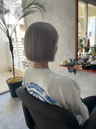 ショート andKおもろまち店 艶ダブルカラー✨のヘアスタイル