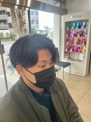 ミディアム パーマ メンズ 韓国風メンズ/毛流れ ヘアなら須田龍世のヘアスタイル
