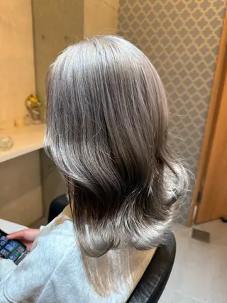 ミディアム RINA .のヘアスタイル