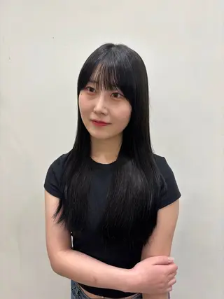 ロング カラー rion🪽 /wカラー・縮毛矯正のヘアスタイル