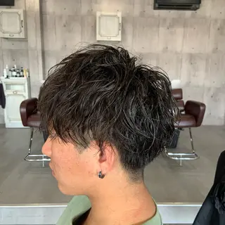 パーマ メンズ _WHITE所属・ダウンパーマ 曲がる縮毛矯正のヘアスタイル