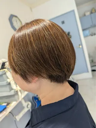 ショート カラー ルミア所属・MASUMI／ 川西能勢口LUMIAのヘアスタイル