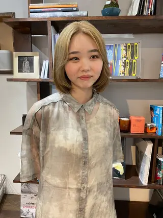 ショート カラー 高橋 愛美のヘアスタイル