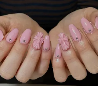 ネイル Pure&Rich Nailのネイルデザイン