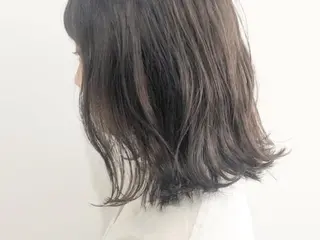 ミディアム カラー パーマ ヘアアレンジ ネイル マツエク・マツパ 川野 彩海のヘアスタイル