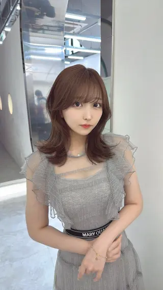 セミロング カラー 🤍ベージュ×艶髪 🤍Ryuta🤍のヘアスタイル