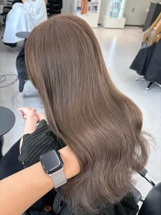 ロング カラー 堀江/透明感 ベージュ/白川幸太のヘアスタイル