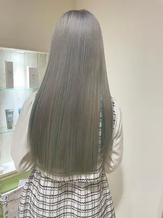 ロング カラー 🌈派手髪ハイトーン 🌈鈴木亮太🌈のヘアスタイル