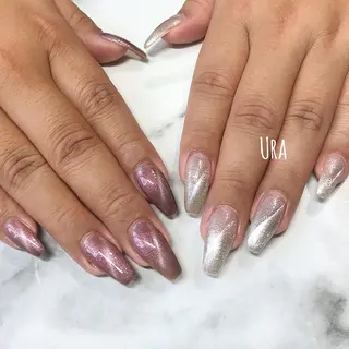 ネイル UrakoNail 《nail》のネイルデザイン