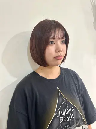 ショート Rinka/レイヤー /透明感カラーのヘアスタイル