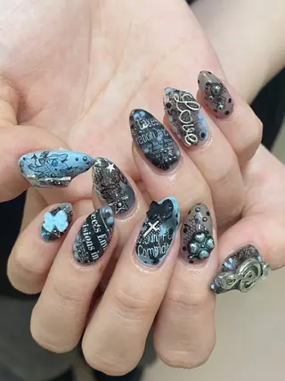 ネイル isobe yuiのネイルデザイン