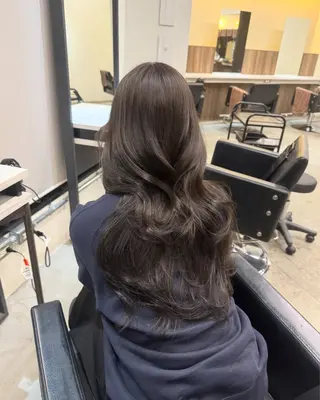 ロング カラー 韓国ヘア🇰🇷 YUKINAのヘアスタイル