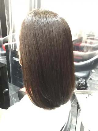 セミロング カラー Annon プライベートサロンのヘアスタイル