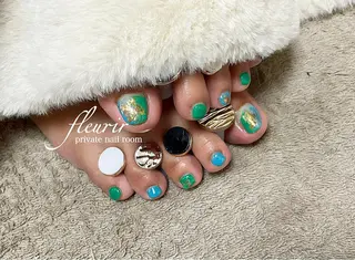 ネイル フルリール 【プライベートサロンのネイルデザイン