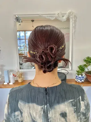 セミロング ヘアアレンジ Kazaoka Saraのヘアスタイル