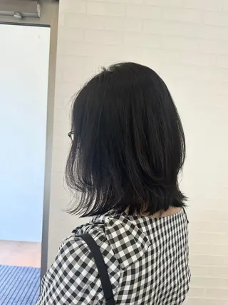 ミディアム カラー 猪瀬 紗耶佳のヘアスタイル